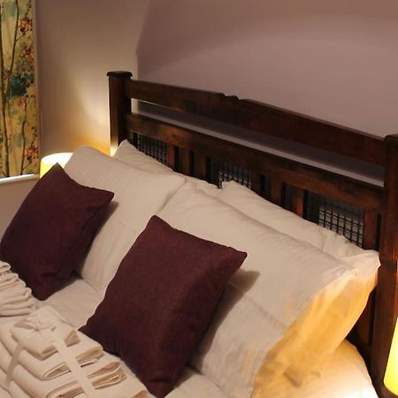 Stoneleigh Bed and Breakfast Felixstowe Exteriör bild
